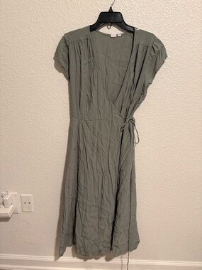 GAP Sage Green Wrap Midi Dress